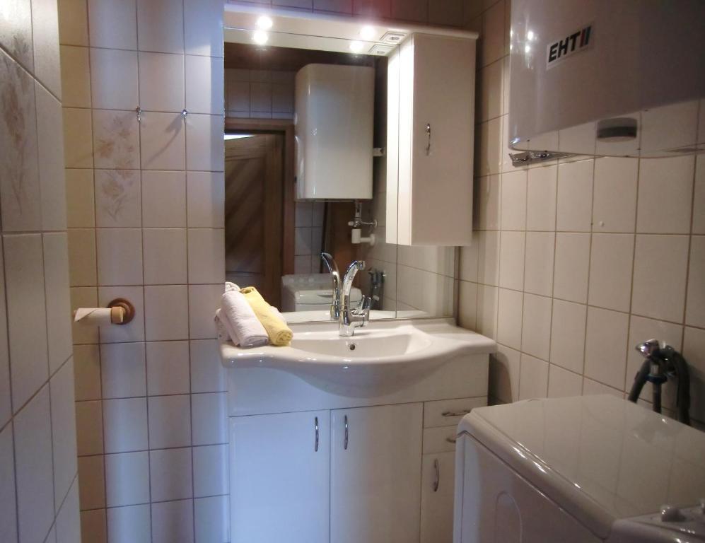 Zimmer Und Ferienwohnungen "Heidis Welt" Podlanig Hermagor-Pressegger See Oda fotoğraf